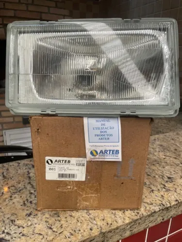 FAROL GOL GTS / PARATI / VOYAGE ORIGINAL ARTEB H4 LADO DIREITO RARIDADE !!!