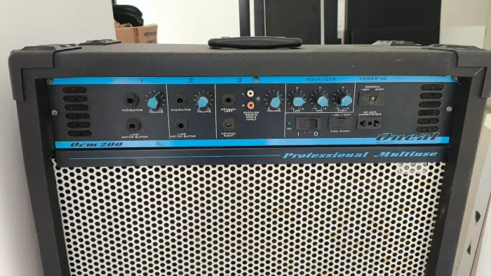 Amplificador Musical Ocm 200 - Profissional