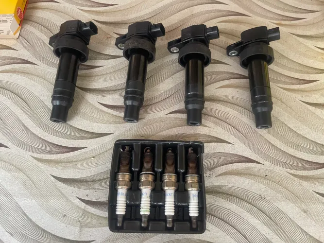 Kit 4 Bobinas + velas Hb20s 1.6