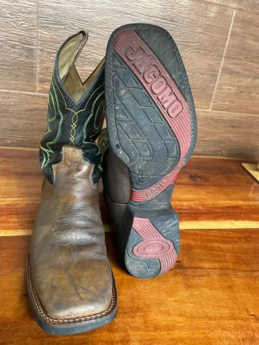 Bota Jácomo