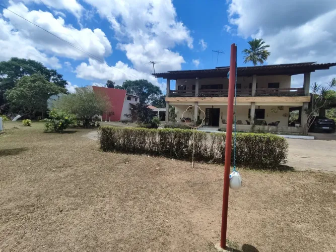 Fazenda/Sítio/Chácara para venda possui 30 mil metros quadrados com 7 quartos..