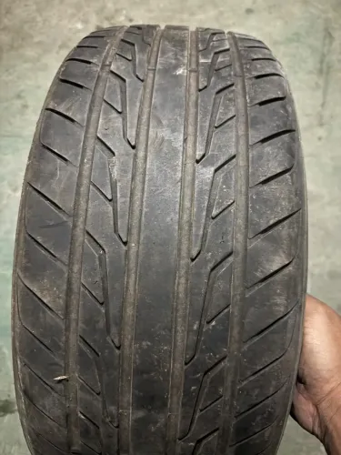 Pneus 235/50/19