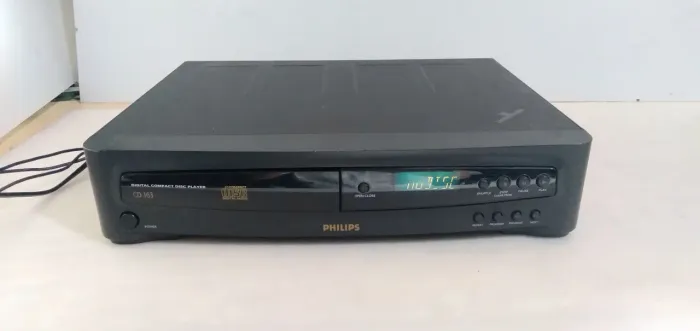 CD Player Philips CD163 com defeito 