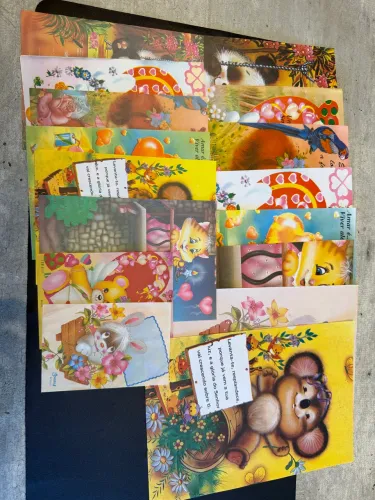 PAPÉIS DE CARTA VINTAGE - ORIGINAIS ANOS 80 e 90 - 8 DUPLAS COM A MESMA ILUSTRAÇÃO o CONJ
