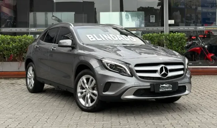 Mercedes-Benz GLA 200 Adv. 1.6/1.6 TB 16V Flex Aut. 2016