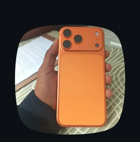 iPhone 17 pro max 3900 de entrada restante parcelado no pix só vim com a entrada