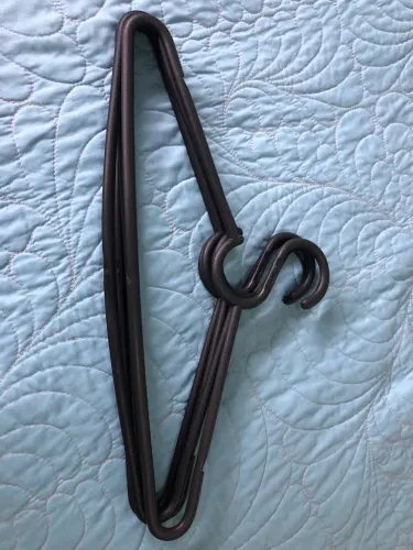 Cabides pretos