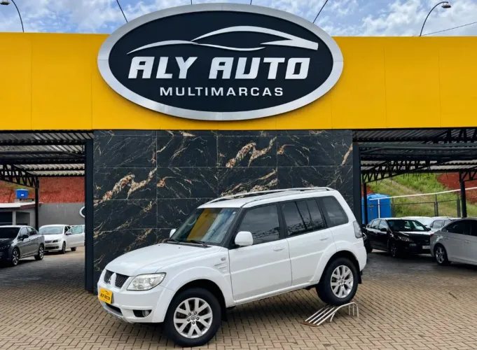 Mitsubishi Pajero TR4 2.0 Flex 16V 4X2 Mec. 2012