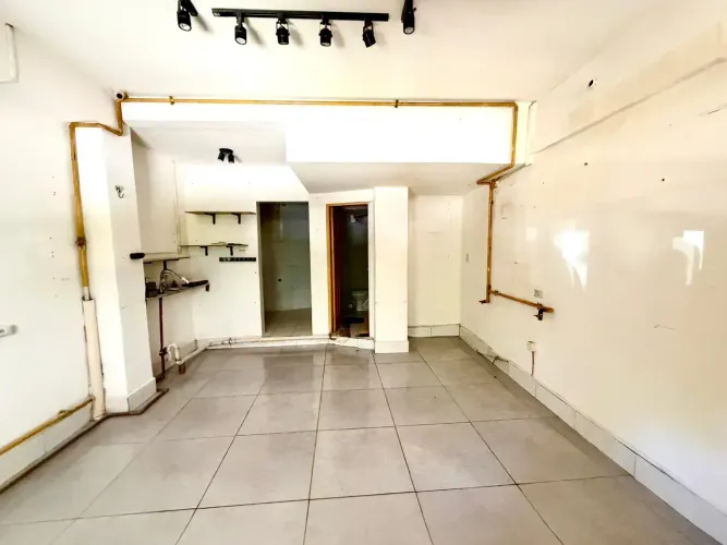 LOJA À VENDA NO COSME VELHO 26m²
