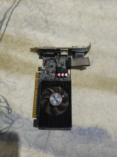 GEFORCER 610 2GB
