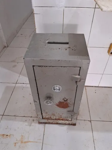 Cofre médio