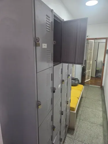 Armário em aço para guarda de pertences individuais 