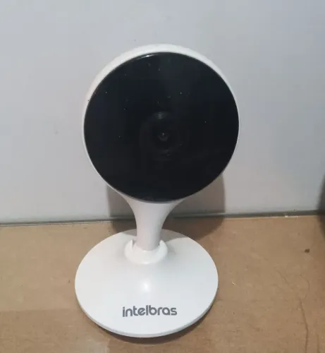 Camera Intelbras wi-fi Full HD compatível com Alexa