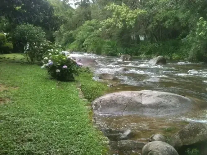 Imóvel com RGI, à venda em Maringá Minas, Visconde de Mauá, rua principal, com restaurante