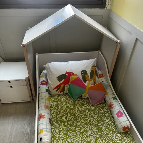 KIT COMPLETO: CAMA, COLCHÃO, CASINHA E MESA Pin Play Tok Stok