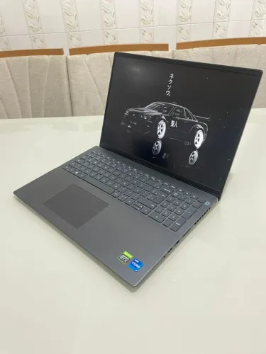 Dell Vostro 7620 i7-12700H + RTX 3050 Ti 4GB | 16GB RAM | SSD 512GB