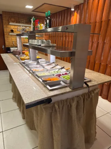 BUFFET RESTAURANTE, 8.000 cada um