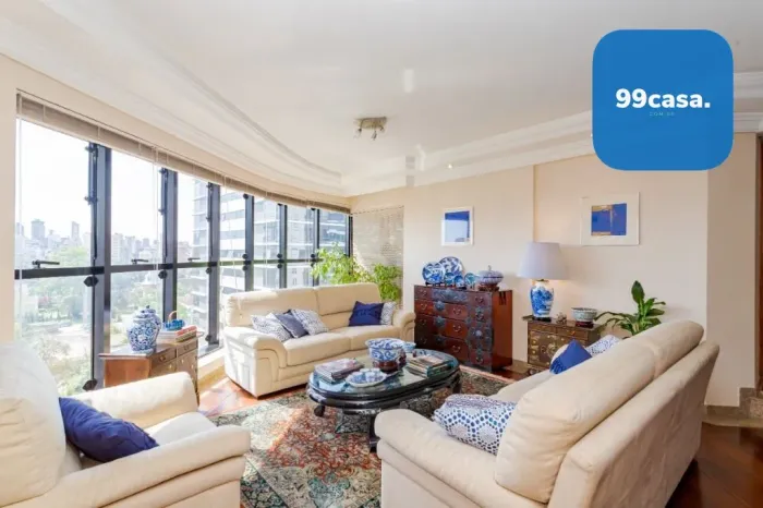 Apartamento à venda no Batel com 4 quartos, incluindo 2 suítes - Curitiba PR