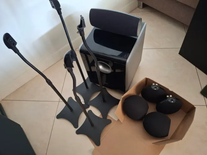 Conjunto de Caixas JBL Cinema Sound CS480 Subwoofer