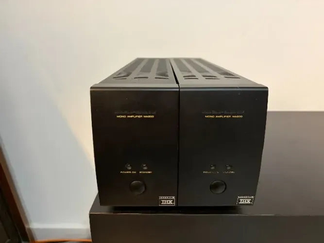 Par amplificadores Marantz MA 500