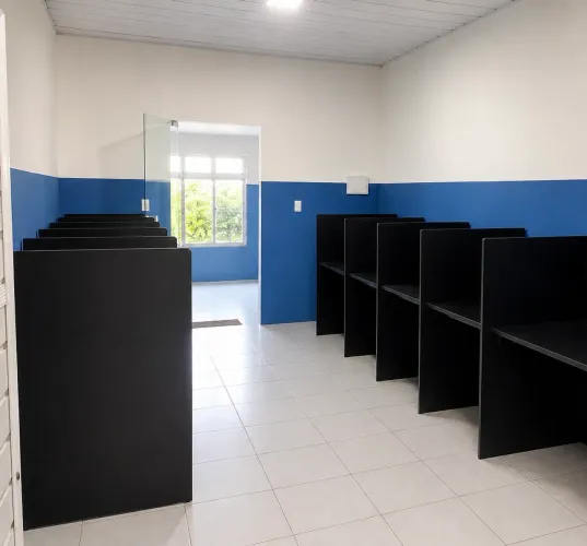VENDO CONJUNTO DE BAIAS PARA ESCRITÓRIO/CALL CENTER