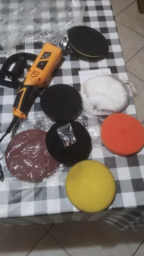 Máquina de polimento e lixadeira foi testado uma vez só