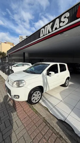 Fiat Uno Vivace Celeb. 1.0 EVO F.flex 8V 5P 2016