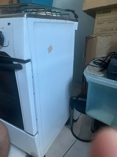 Fogão semi novo pouco uso