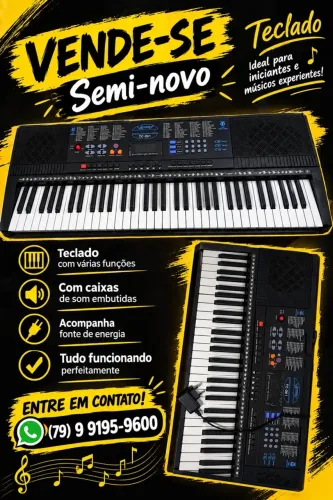 Teclado seminovo