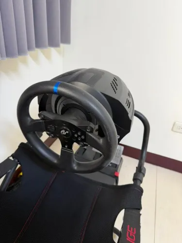 Thrustmaster T300