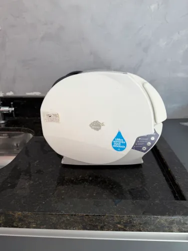 Autoclave Amora 4 litros semi nova