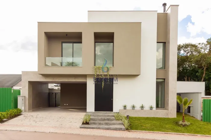 CASA EM CONDOMÍNIO FECHADO EM SANTA FELICIDADE