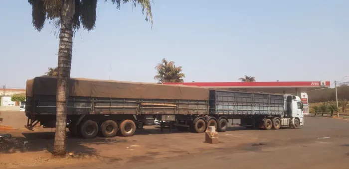 Vendo rodotrem graneleiro 97 e 2008 carreta muito boa