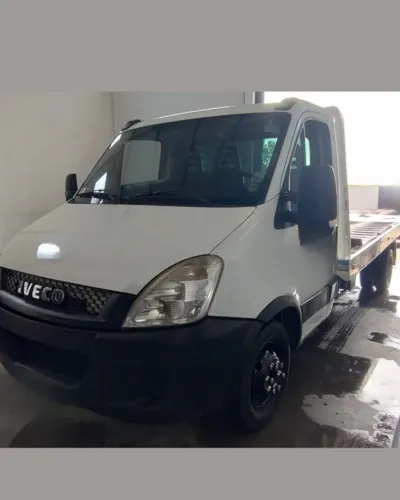 IVECO DAILY 55C17 - PLATAFORMA 5,5M - PEGAR É FAZER $$$$ -  
