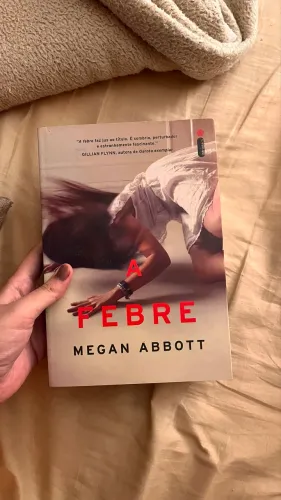 Livro A Febre - editora intrínseca 