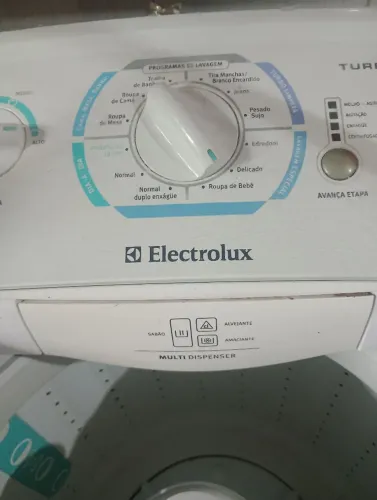 Vendo uma Máquina de Lavar roupa 12kg