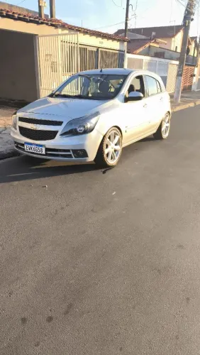 Chevrolet Agile LTZ 1.4 MPFI 8V Flexpower 5P 2012