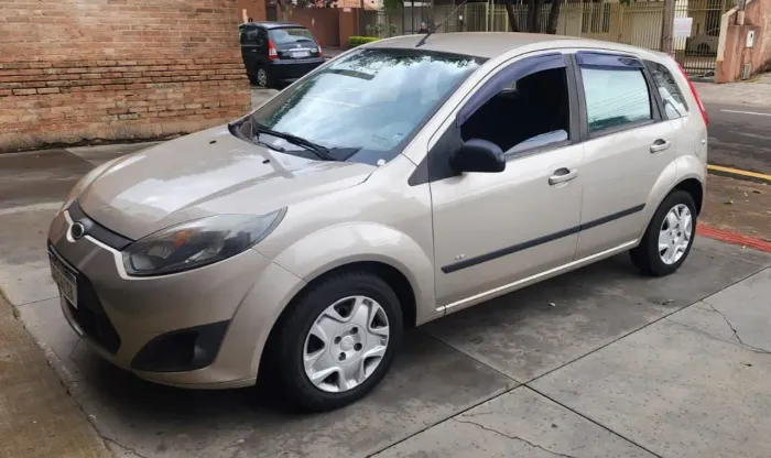 Ford Fiesta SE 1.0 8V Flex 5P 2014