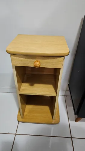 Mesa de cabeceira