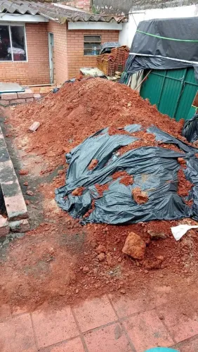 18m3+DOAÇÃO TERRA LIMPA SEM ENTULHOS.. RETIRAR RUA SEVILHA BAIRRO SANTA FÉ PORTO ALEGRE
