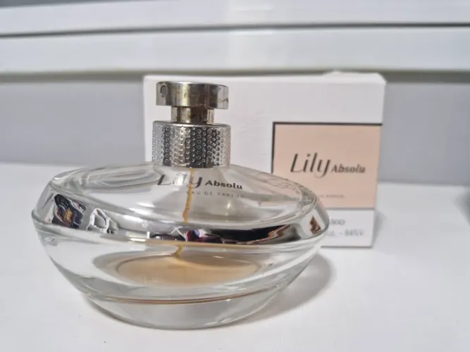 Lily Absolu, Lily Love e Lily Lumiere