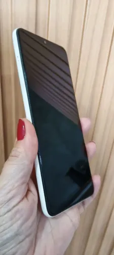Celular Samsung A12 usado 