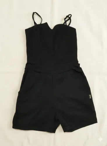 Macacão Preto