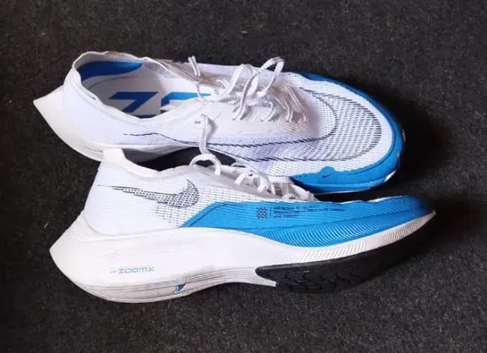 Nike ZoomX Vaporfly Next%2, Placa de Carbono, Corrida Elite