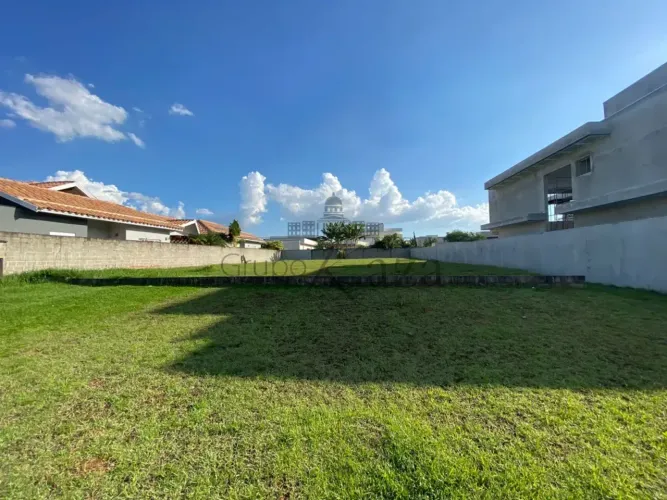 Oportunidade - Terreno em Condomínio - Condomínio Chácara Serimbura - Urbanova - 1.200m².