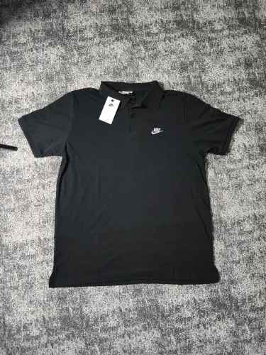 POLO NIKE CLUBE PRETA ?