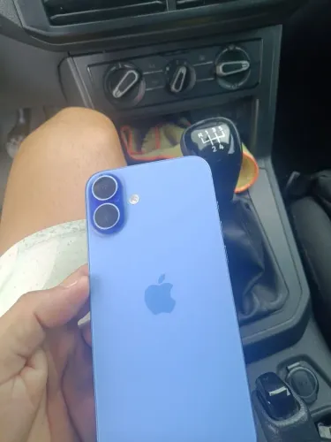 3,800 Sem marcas de uso , TA NA GARANTIA DA APPLE