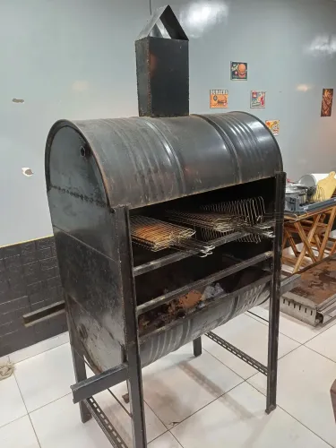 Churrasqueira grande