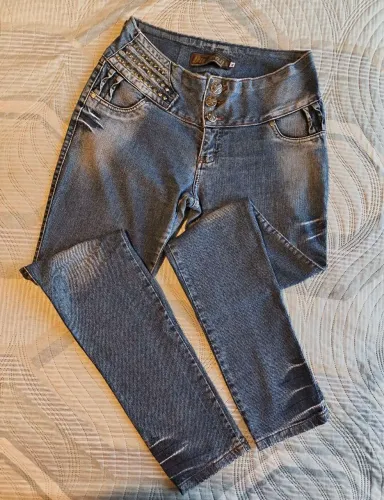 Calça jeans - Tam 44
