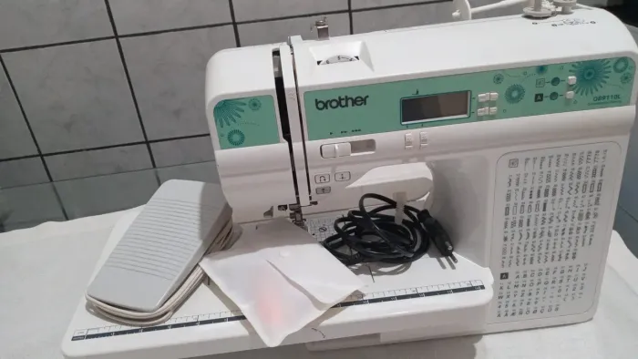 MÁQUINA DE COSTURA BROTHER SEMINOVA